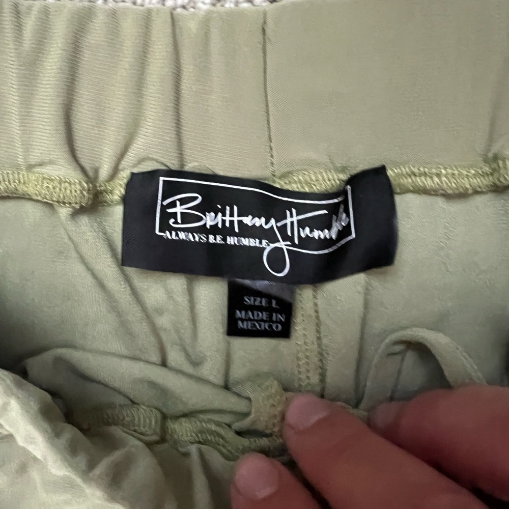 Brittany Humble large very soft Light Green Joggers - Picture 5 of 10